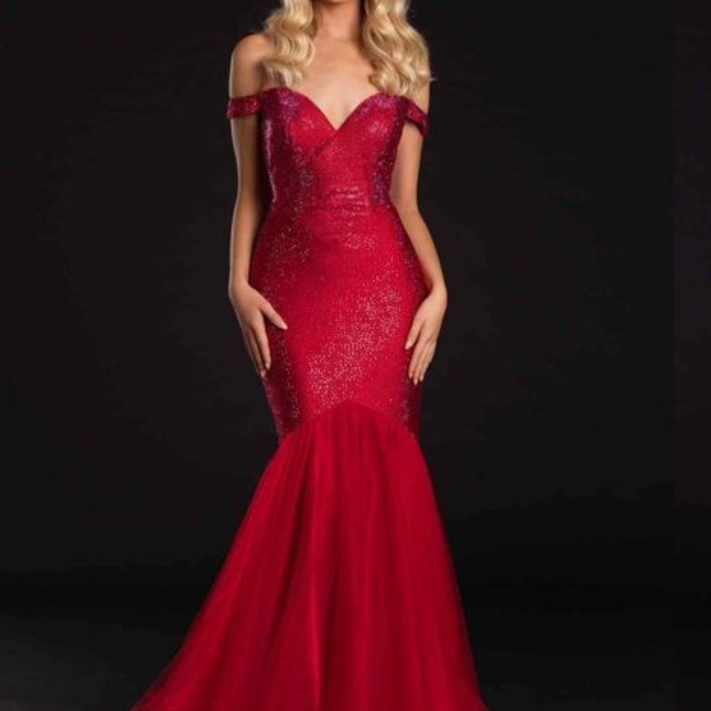Portia & Scarlett Red size 6